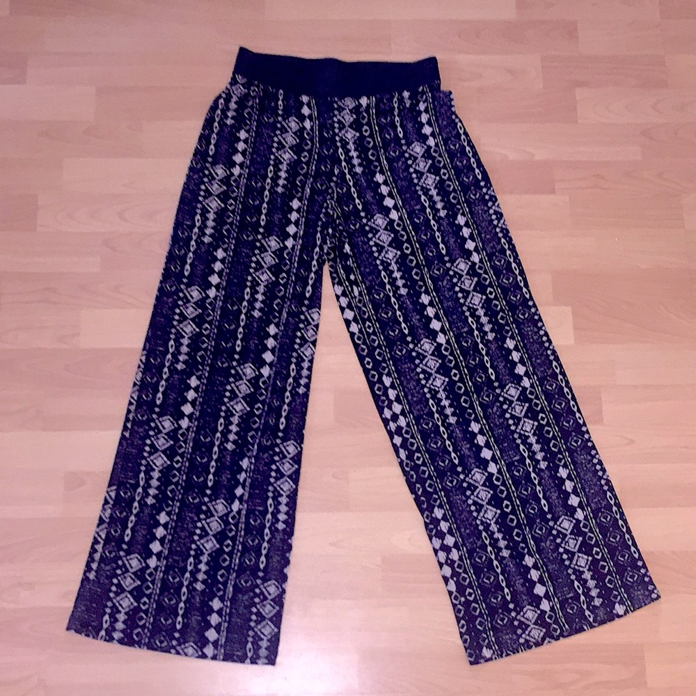 Black patterned wide leg palazzo pants